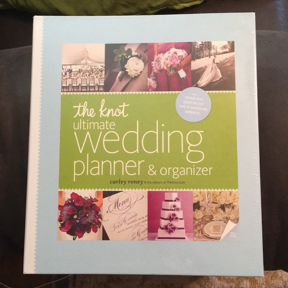 The Knot wedding planning binder!